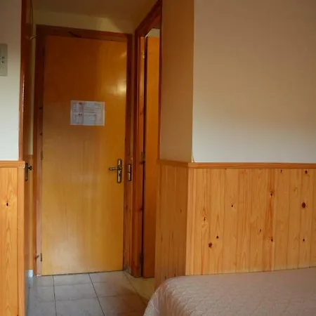 La Neu Gasthof Castellar De N'Hug