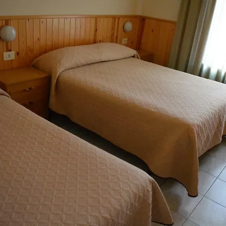 La Neu Gasthof Castellar De N'Hug