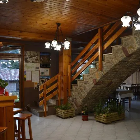 Gasthof La Neu Castellar De N'Hug